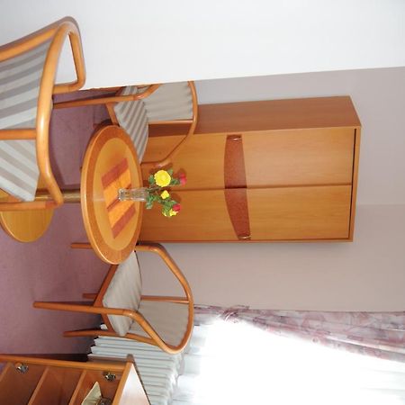 Pension Akropolis, Eco Breakfasts From Farm Марианске-Лазне Экстерьер фото